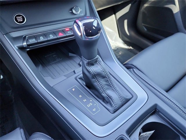 New 2025 Audi Q3 2.0T Premium image 19
