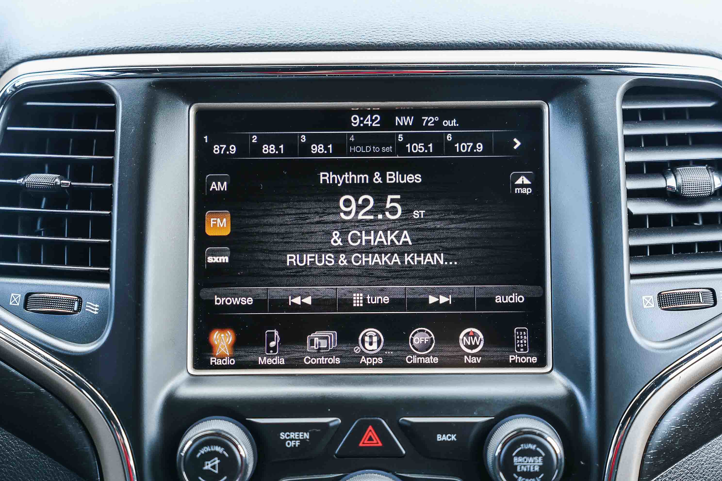 Used 2015 Jeep Grand Cherokee Laredo w/ Quick Order Package 23E image 4