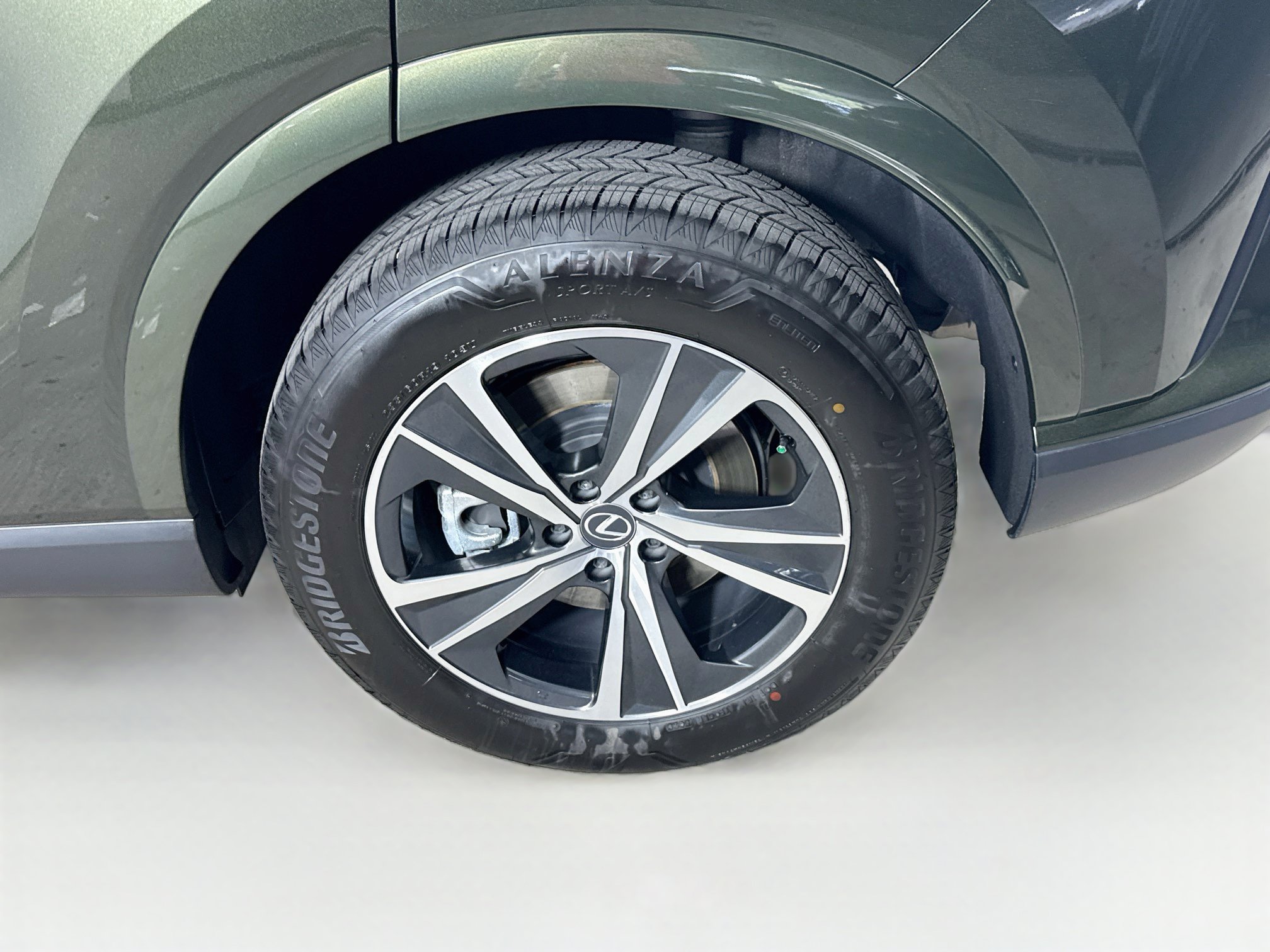 Used 2024 Lexus RX 350 Premium w/ Accessory Package FWD image 39