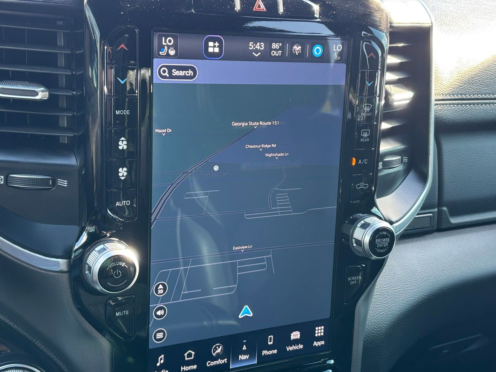 Used 2023 RAM 1500 Laramie AWD/4WD image 12