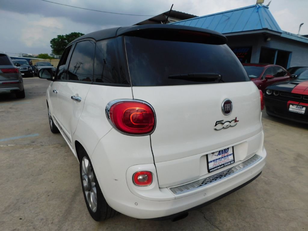Used 2014 FIAT 500L Lounge FWD image 5