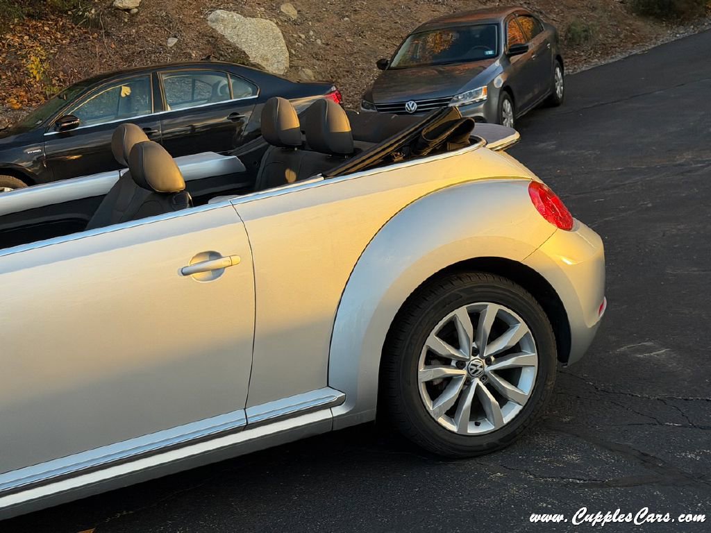 Used 2015 Volkswagen Beetle TDI image 41