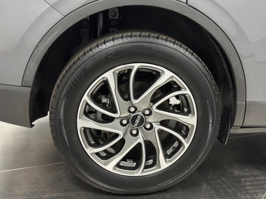 Used 2022 Lincoln Corsair FWD image 27