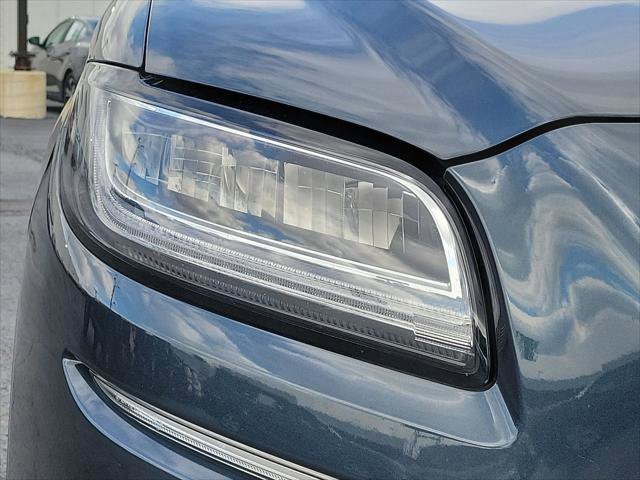 Used 2022 Lincoln Nautilus Reserve image 28