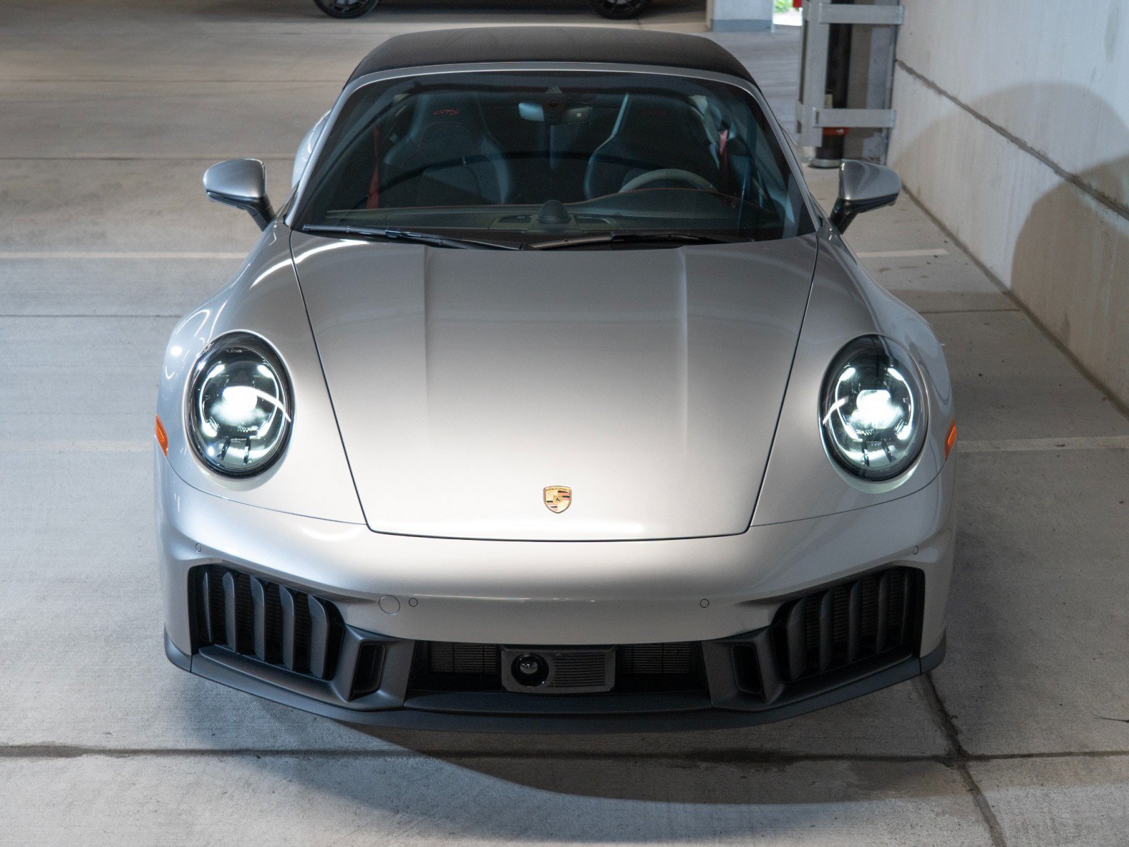 Certified 2026 Porsche 911 Targa 4 GTS AWD/4WD image 6