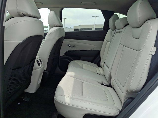Used 2025 Hyundai Tucson Limited AWD/4WD image 10