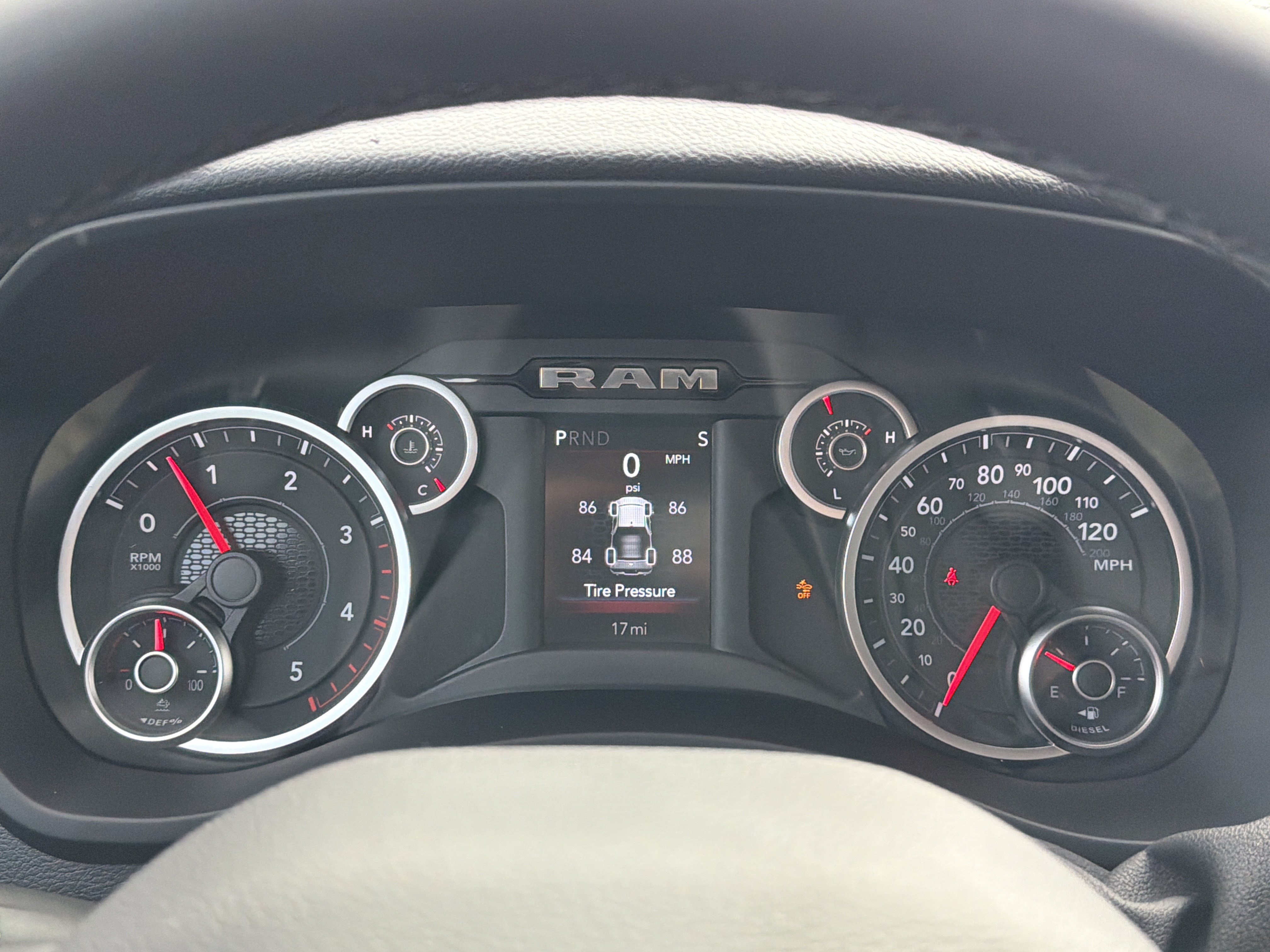New 2026 RAM 2500 Big Horn AWD/4WD image 21