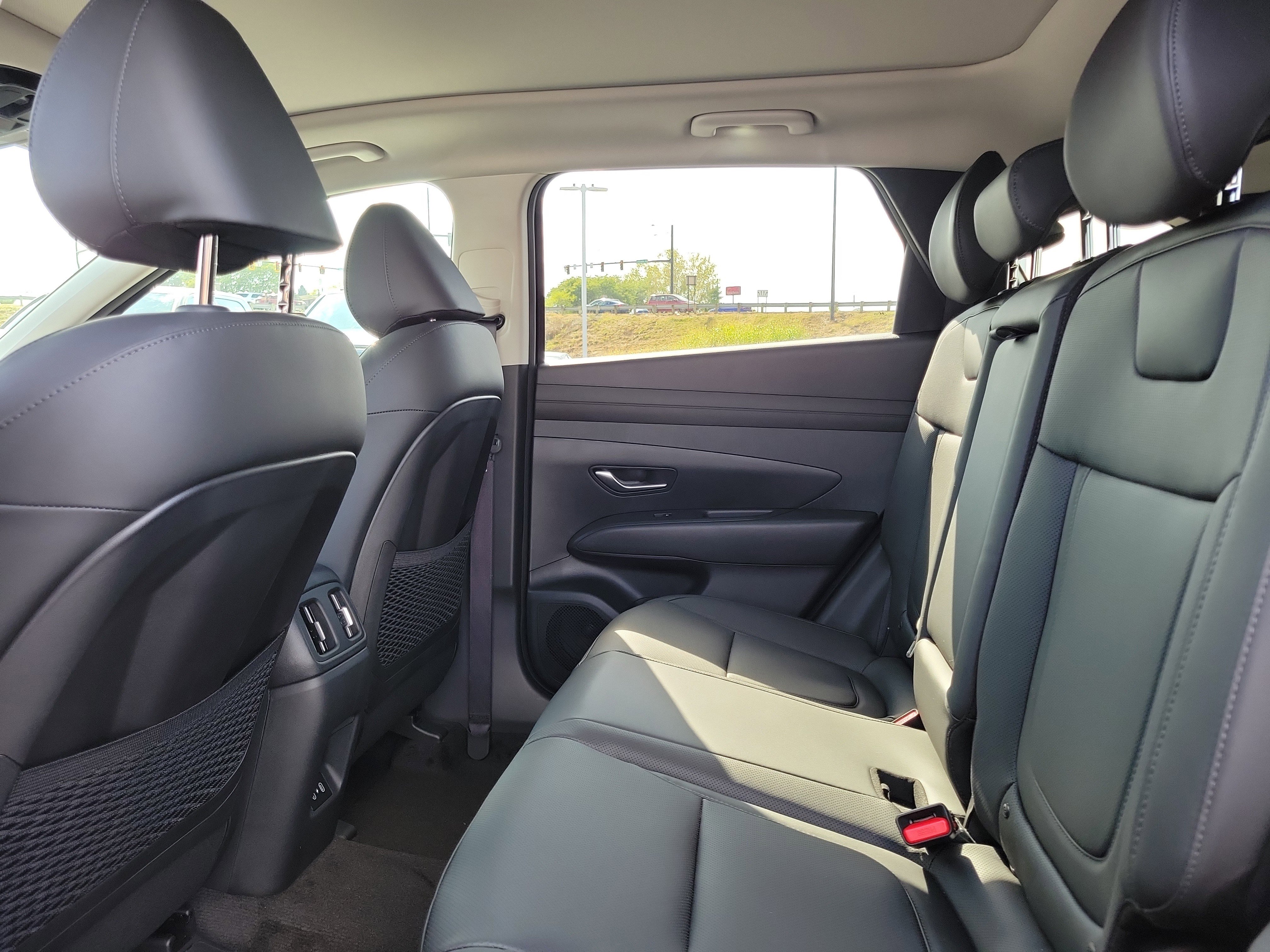 New 2025 Hyundai Tucson SEL image 15