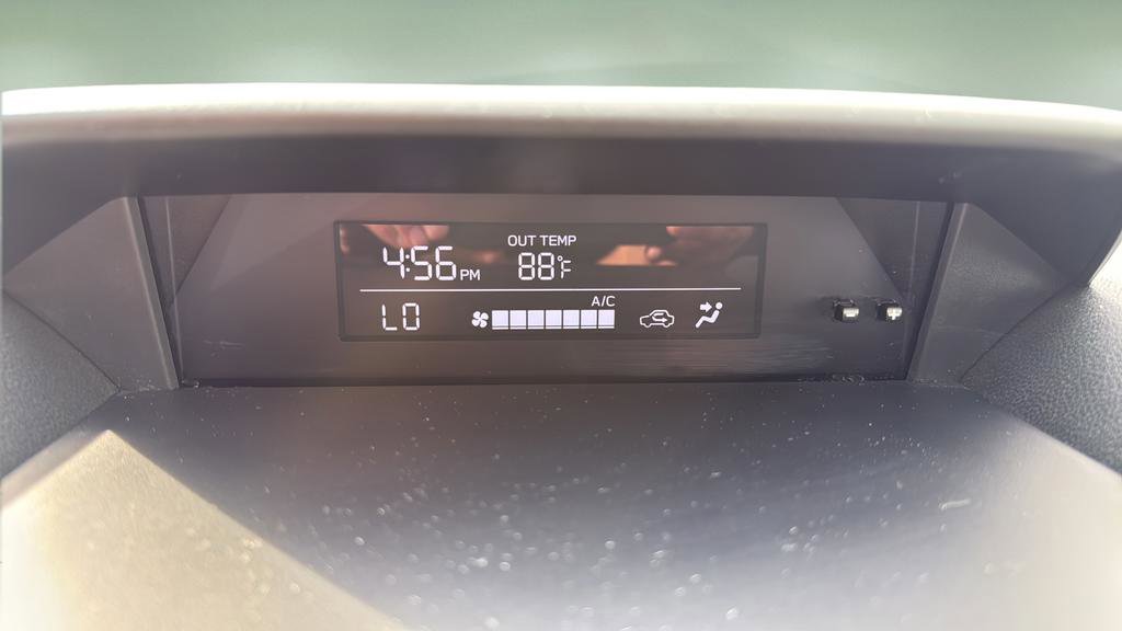 Used 2020 Subaru Crosstrek 2.0i Premium w/ Moonroof Package 1 image 25