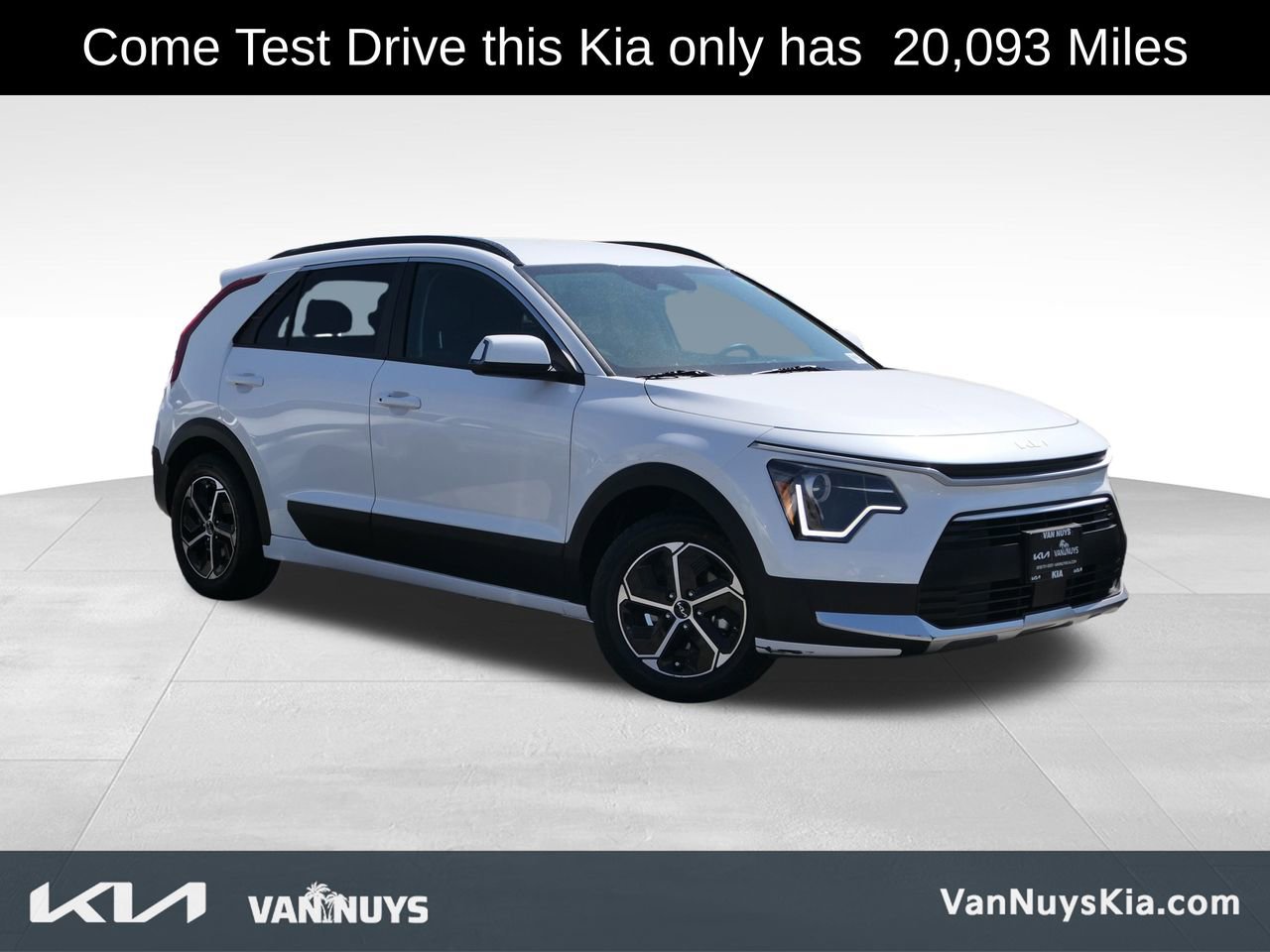 Used 2023 Kia Niro EX