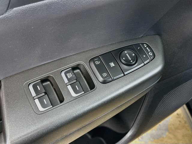 Used 2022 Kia Sportage Nightfall Edition AWD/4WD image 19