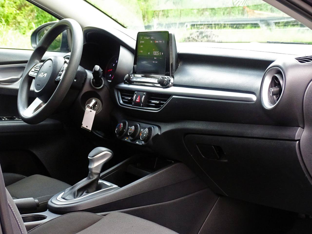 Used 2024 Kia Forte LXS w/ LXS Technology Package FWD image 34