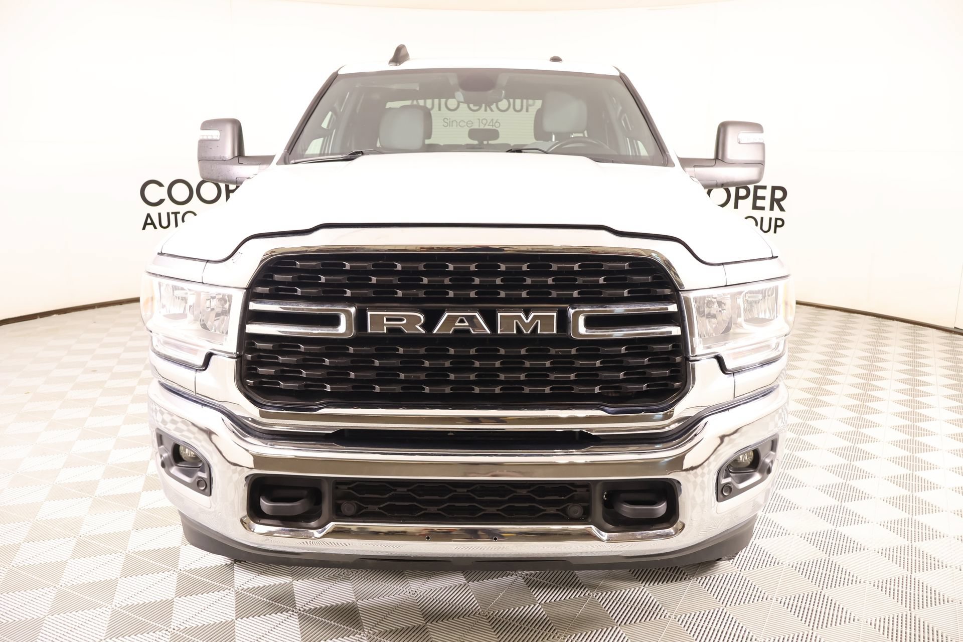 Used 2024 RAM 2500 Big Horn w/ Off Road Package AWD/4WD image 8