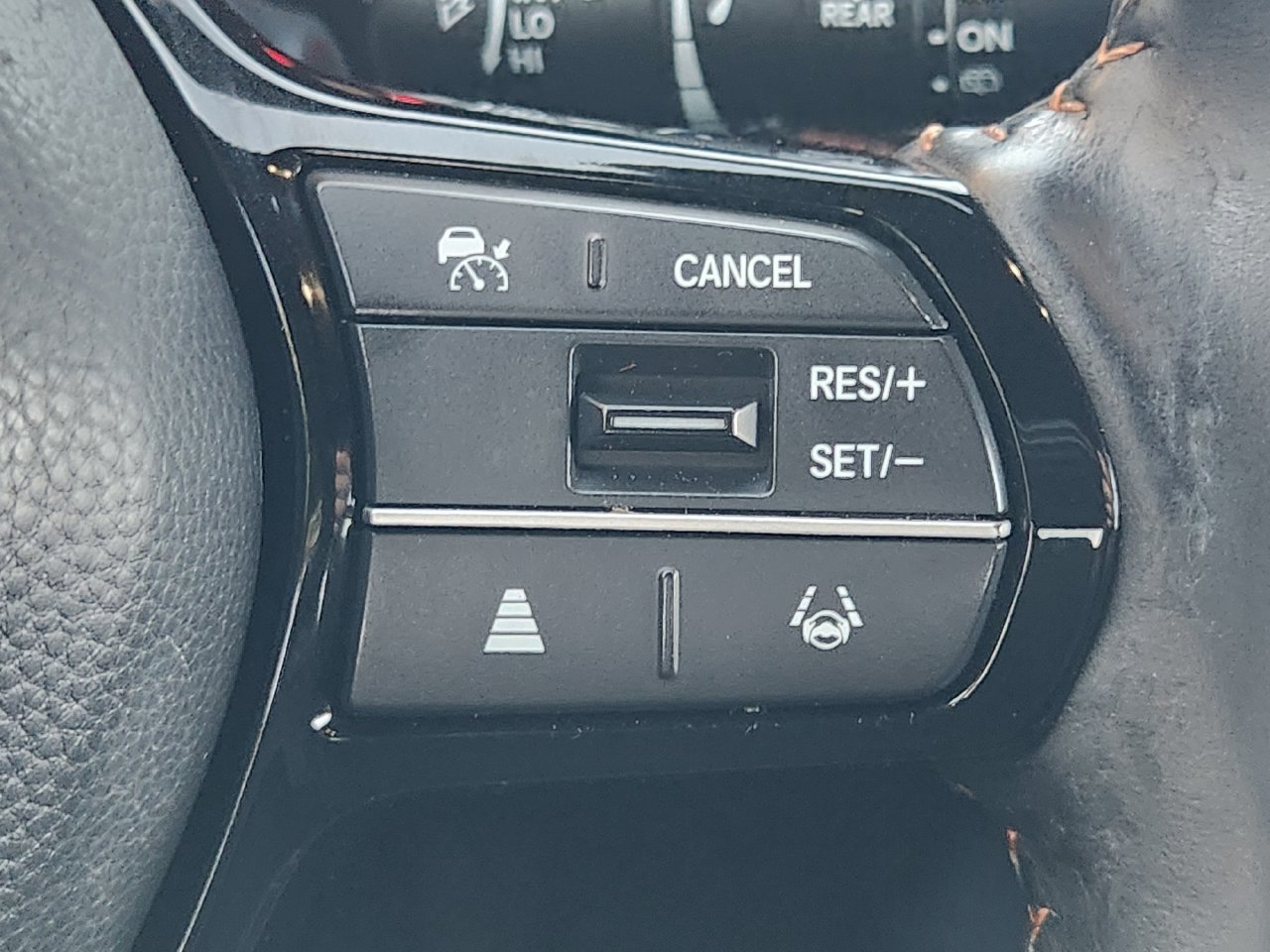 Used 2023 Honda HR-V Sport image 27