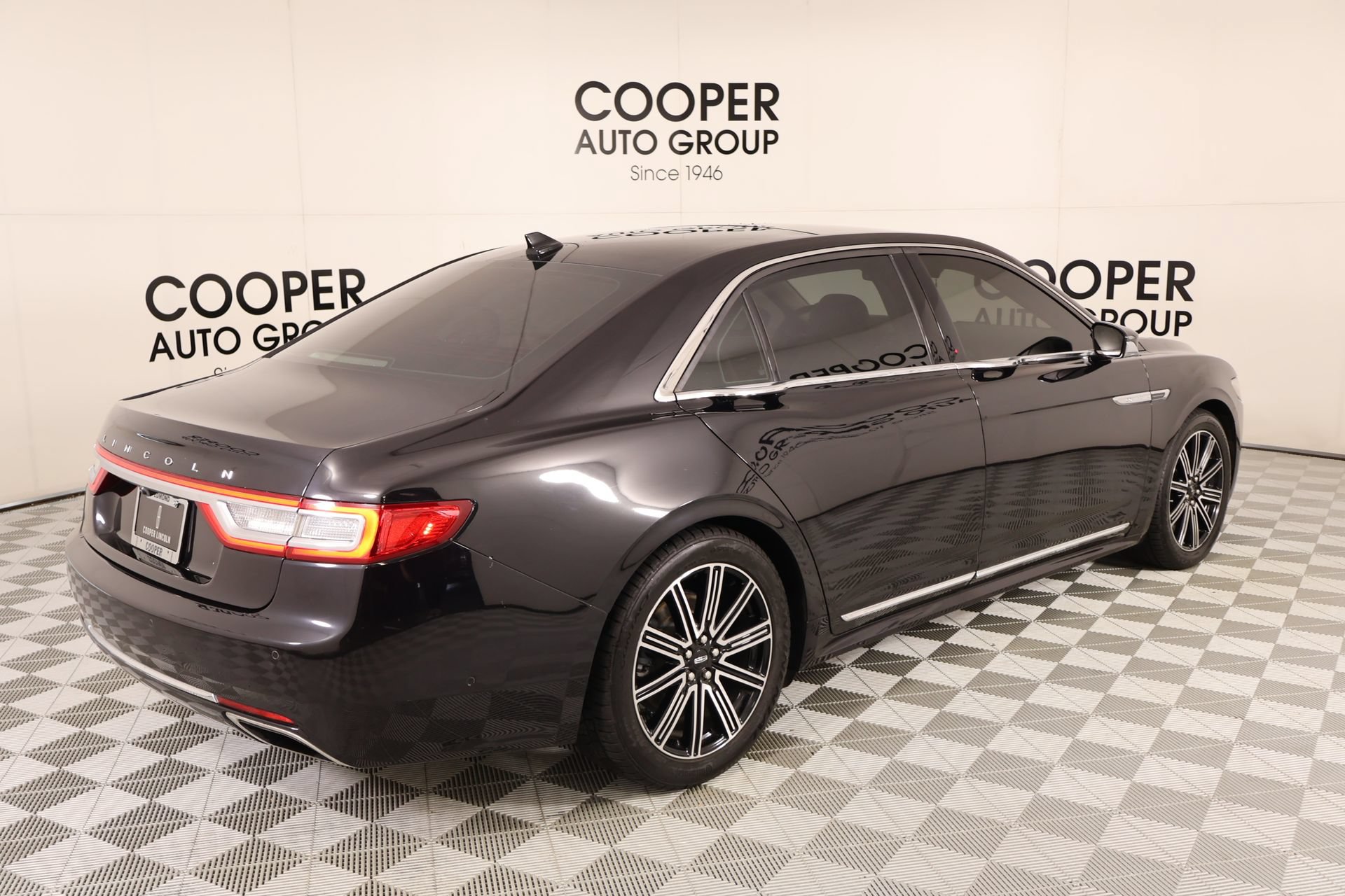 Used 2019 Lincoln Continental Reserve FWD image 21