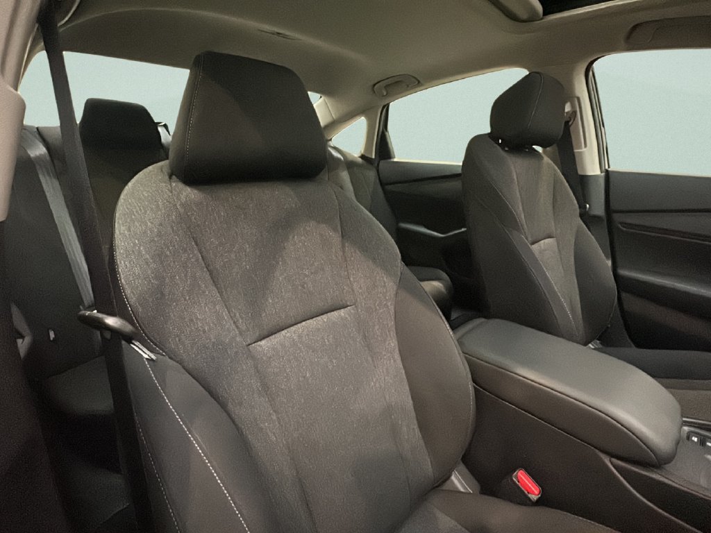 Certified 2024 Honda Accord EX image 22
