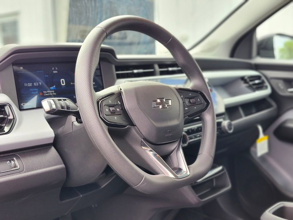 New 2027 Chevrolet Bolt LT FWD image 17