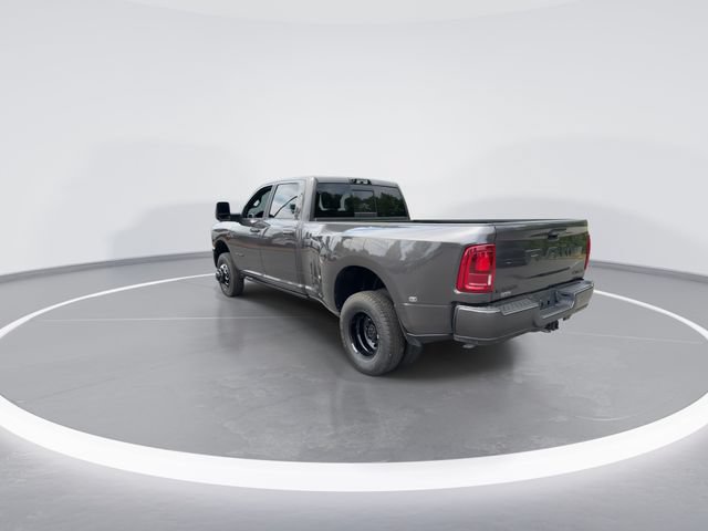 New 2026 RAM 3500 Laramie AWD/4WD image 6