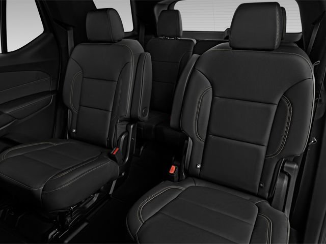 Used 2023 Chevrolet Traverse LT w/ Midnight/Sport Edition FWD image 11