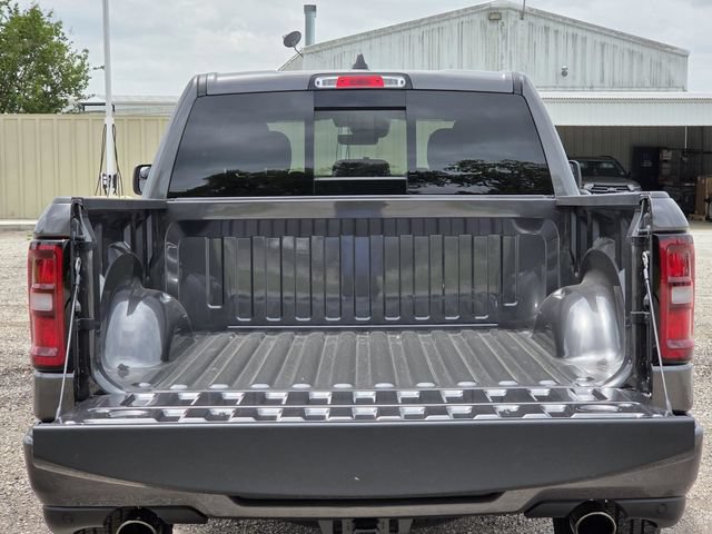 New 2026 RAM 1500 Express AWD/4WD image 13