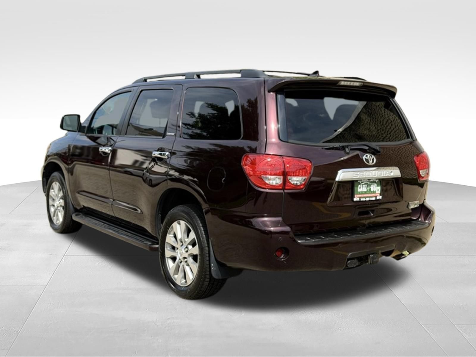 Used 2016 Toyota Sequoia Limited w/ Safety & Convenience Package AWD/4WD image 10