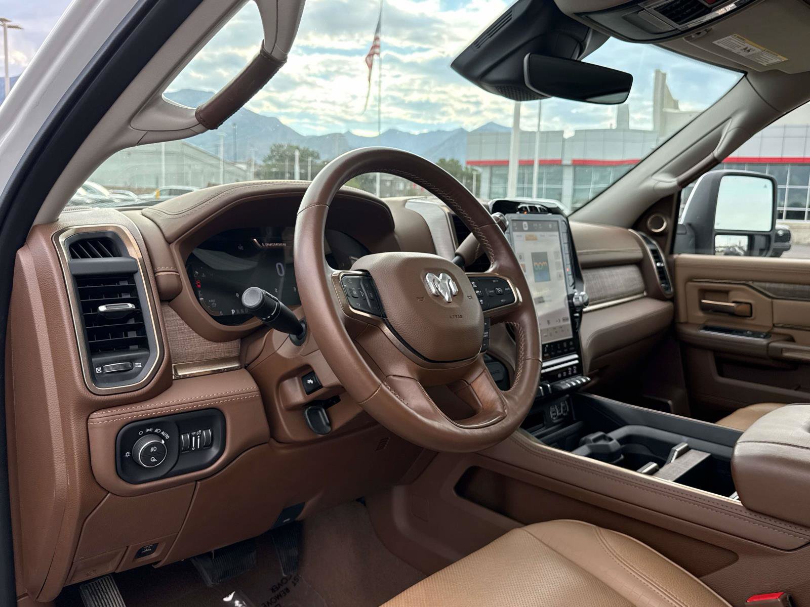 Used 2023 RAM 2500 Limited AWD/4WD image 11