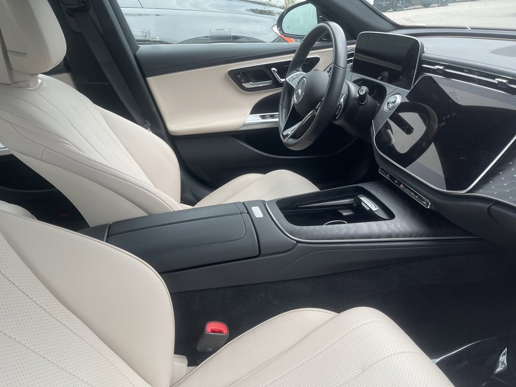 Certified 2024 Mercedes-Benz E 350 4MATIC Sedan image 8