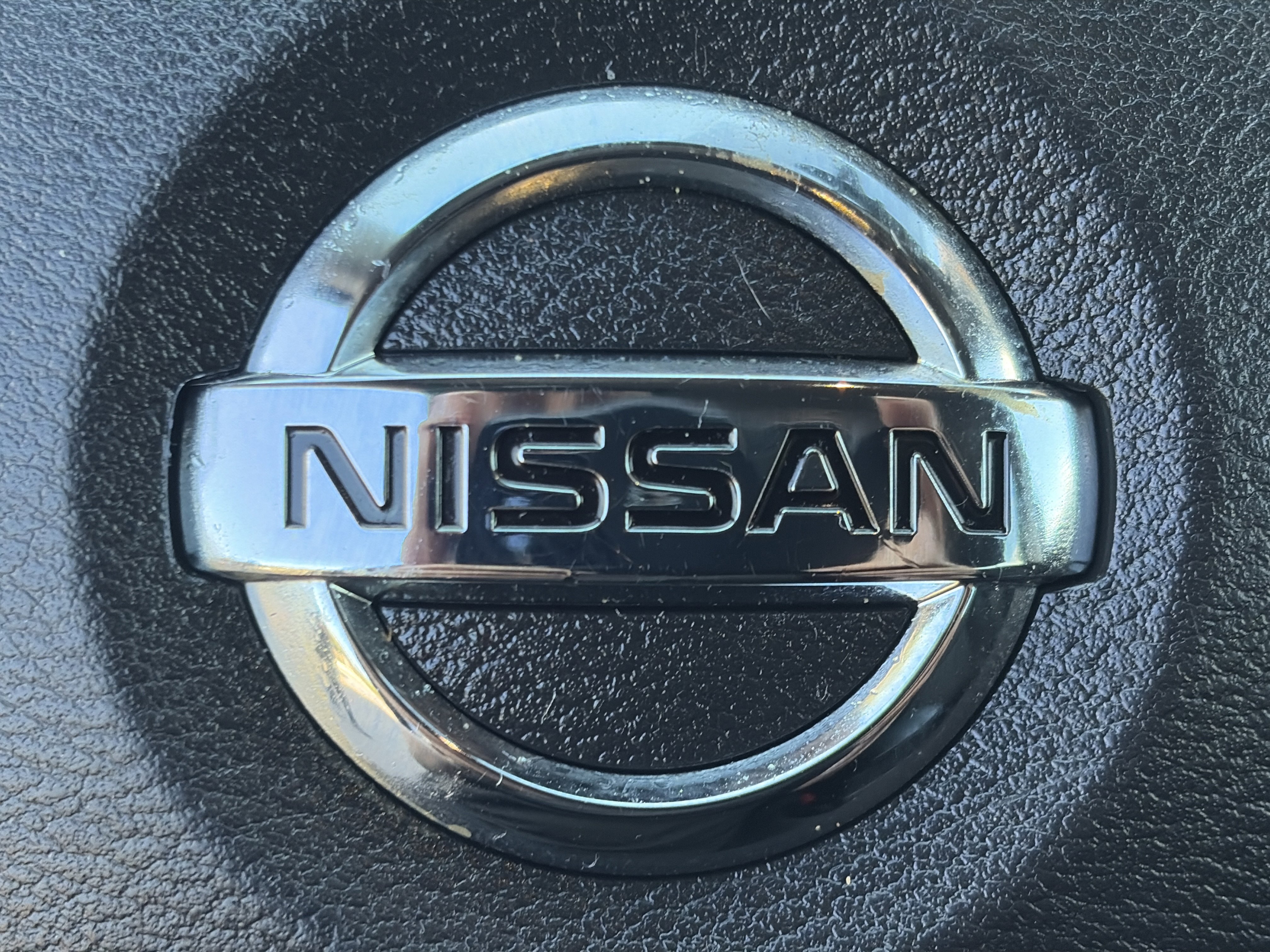 Used 2017 Nissan Rogue SV FWD image 19