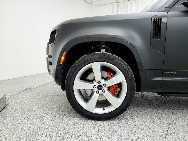New 2026 Land Rover Defender 110 X AWD/4WD image 25