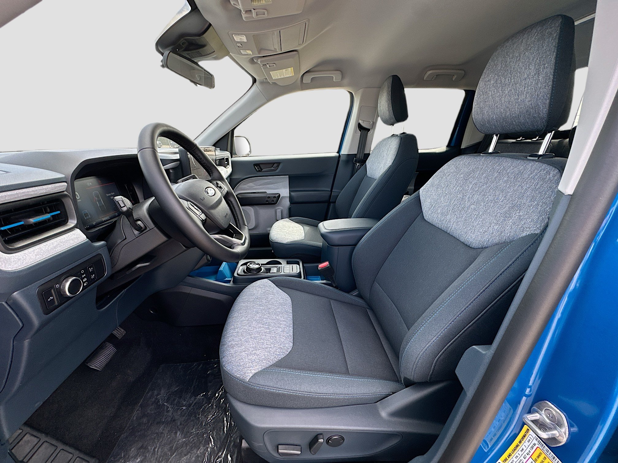 Certified 2025 Ford Maverick XLT w/ XLT Luxury Package AWD/4WD image 14
