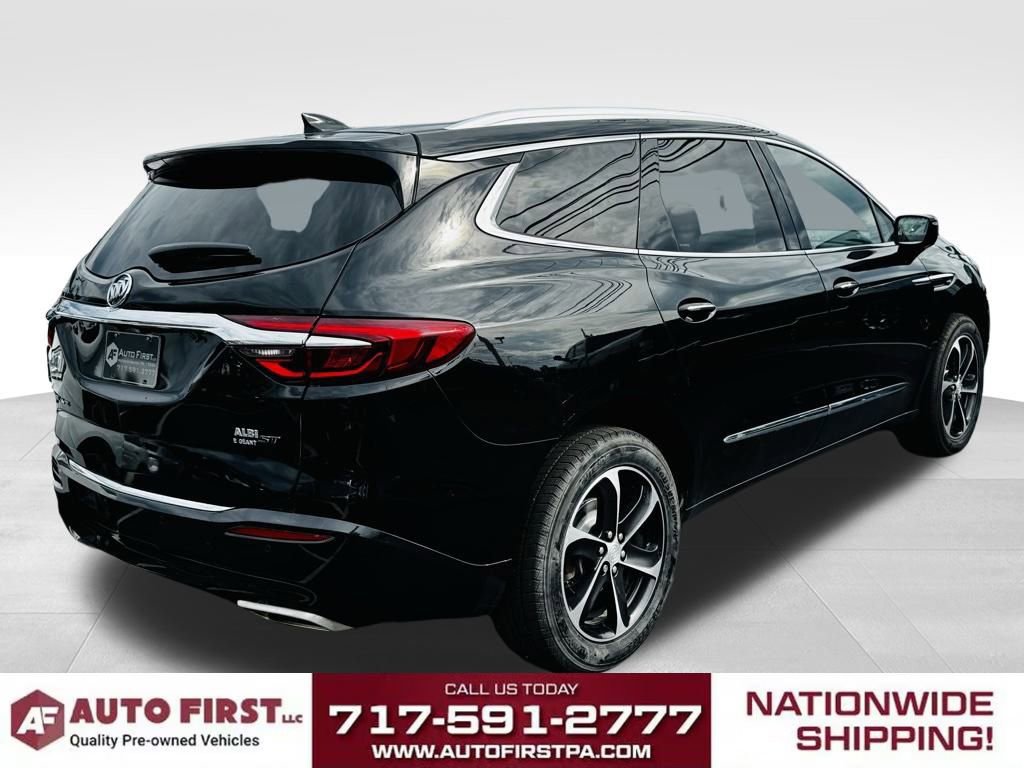 Used 2021 Buick Enclave Essence image 3