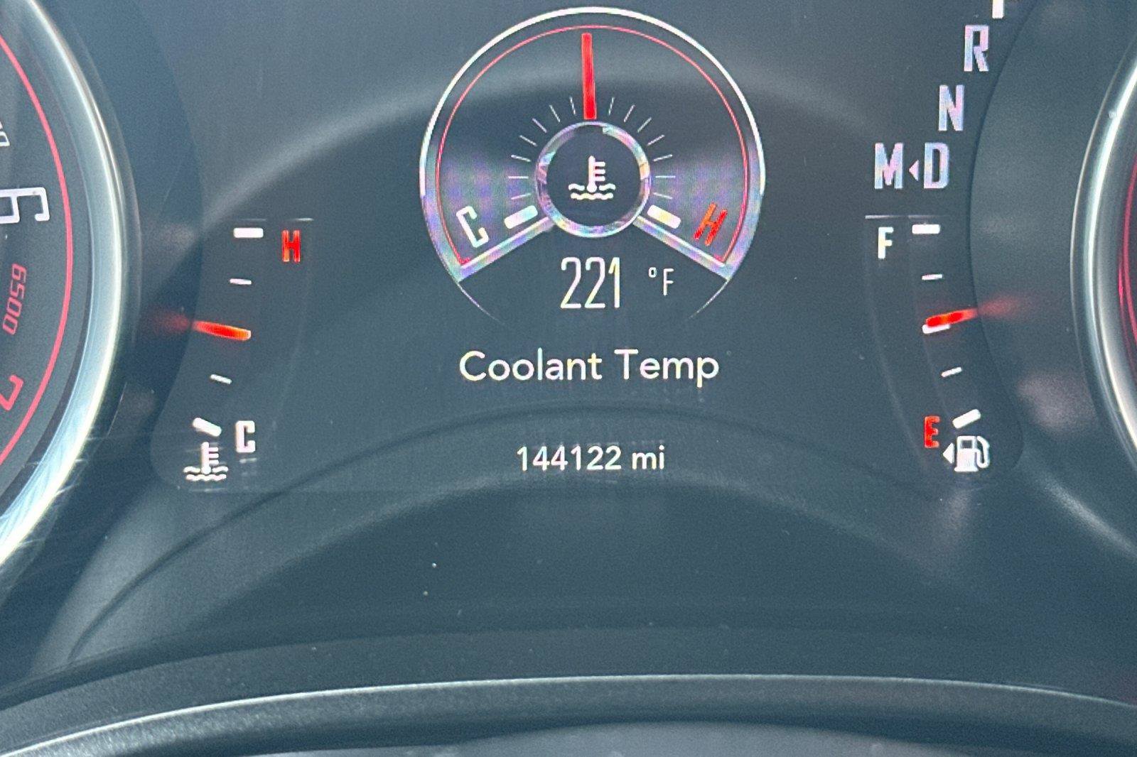 Used 2018 Dodge Challenger SXT RWD image 24