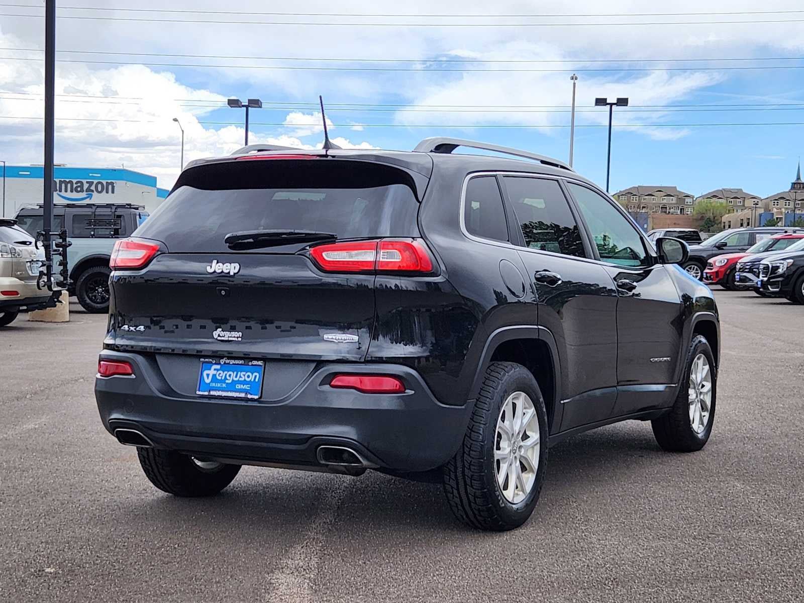 Used 2018 Jeep Cherokee Latitude Plus w/ Cold Weather Group AWD/4WD image 3
