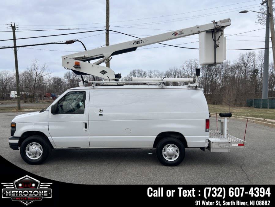 Used 2014 Ford E-350 and Econoline 350 Super Duty w/ Power Group RWD image 8