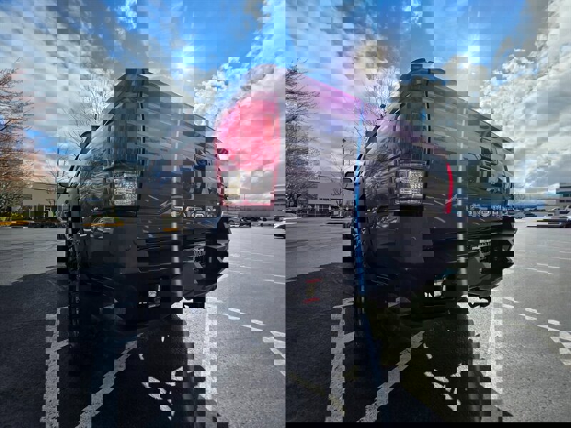 Used 2017 Toyota Tacoma TRD Off-Road w/ Premium & Technology Package image 12