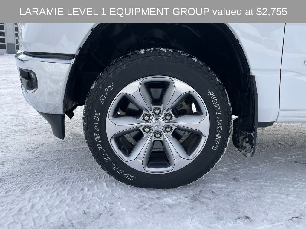 Used 2023 RAM 1500 Laramie AWD/4WD image 5