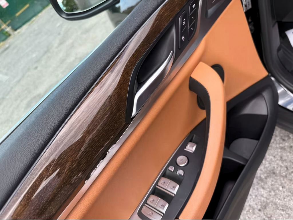 Used 2022 BMW X3 xDrive30i w/ Convenience Package image 11