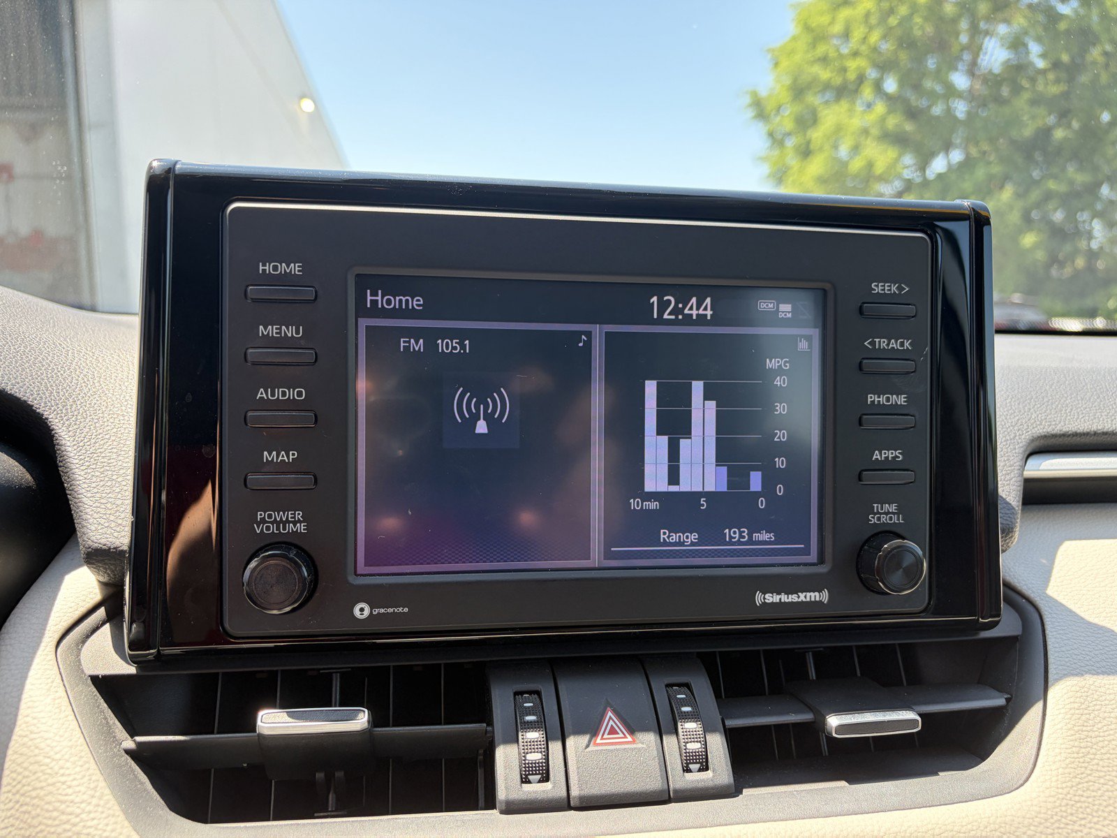 Used 2020 Toyota RAV4 XLE Premium AWD/4WD image 17