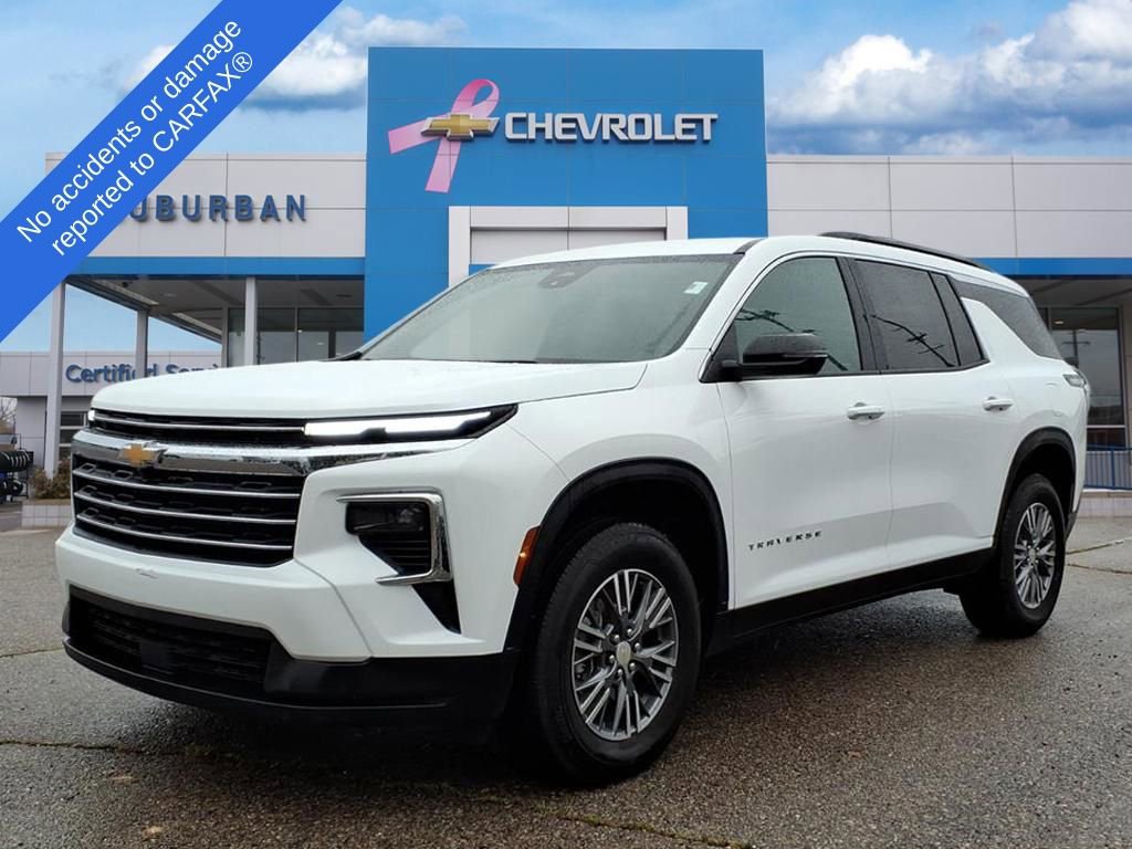 Used 2025 Chevrolet Traverse LT