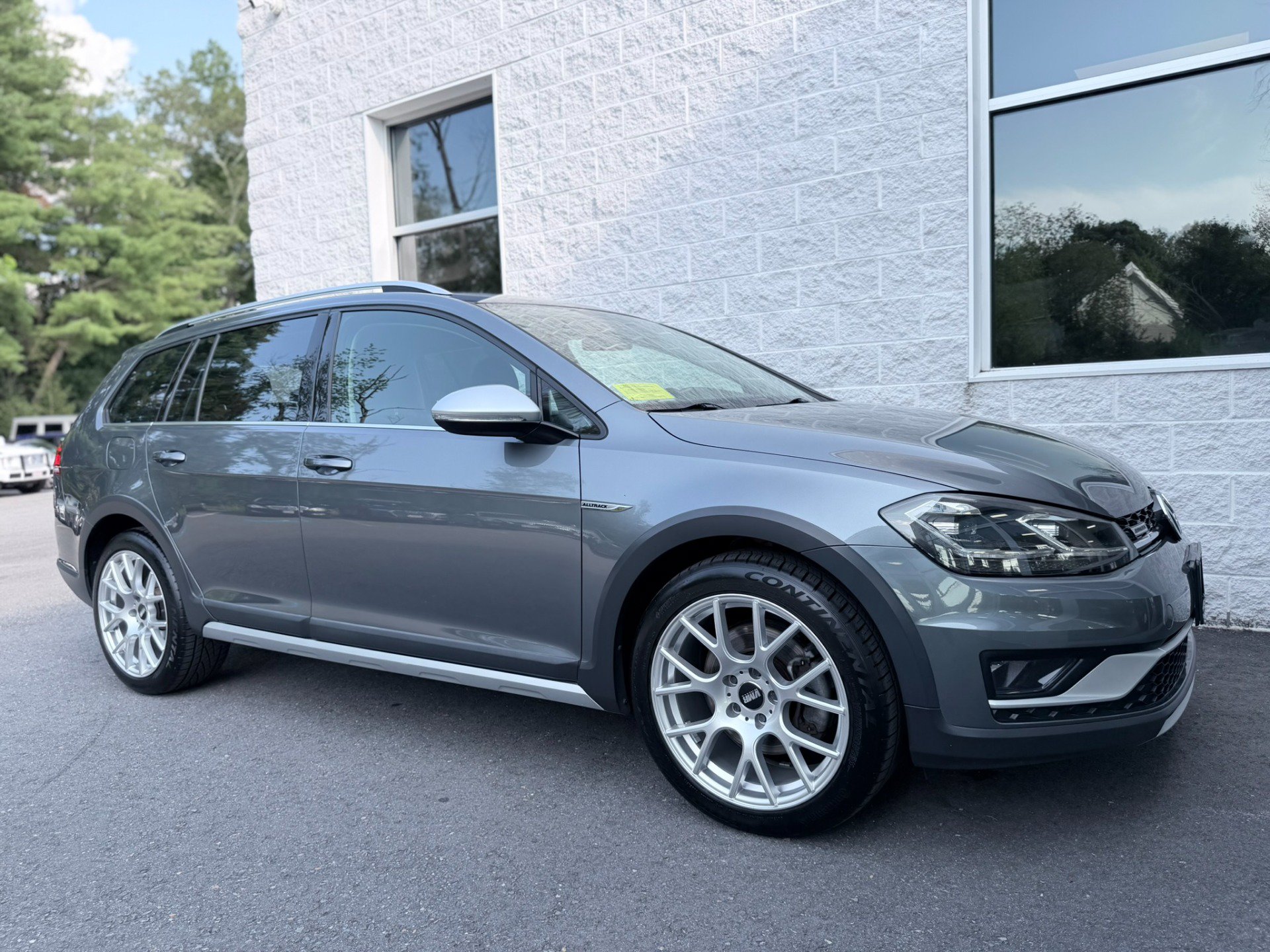 Used 2018 Volkswagen Golf Alltrack S AWD/4WD image 32