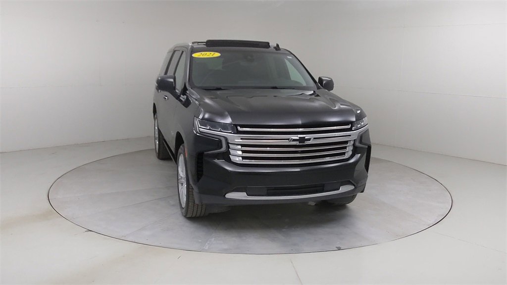 Used 2021 Chevrolet Tahoe High Country w/ Premium Package image 11