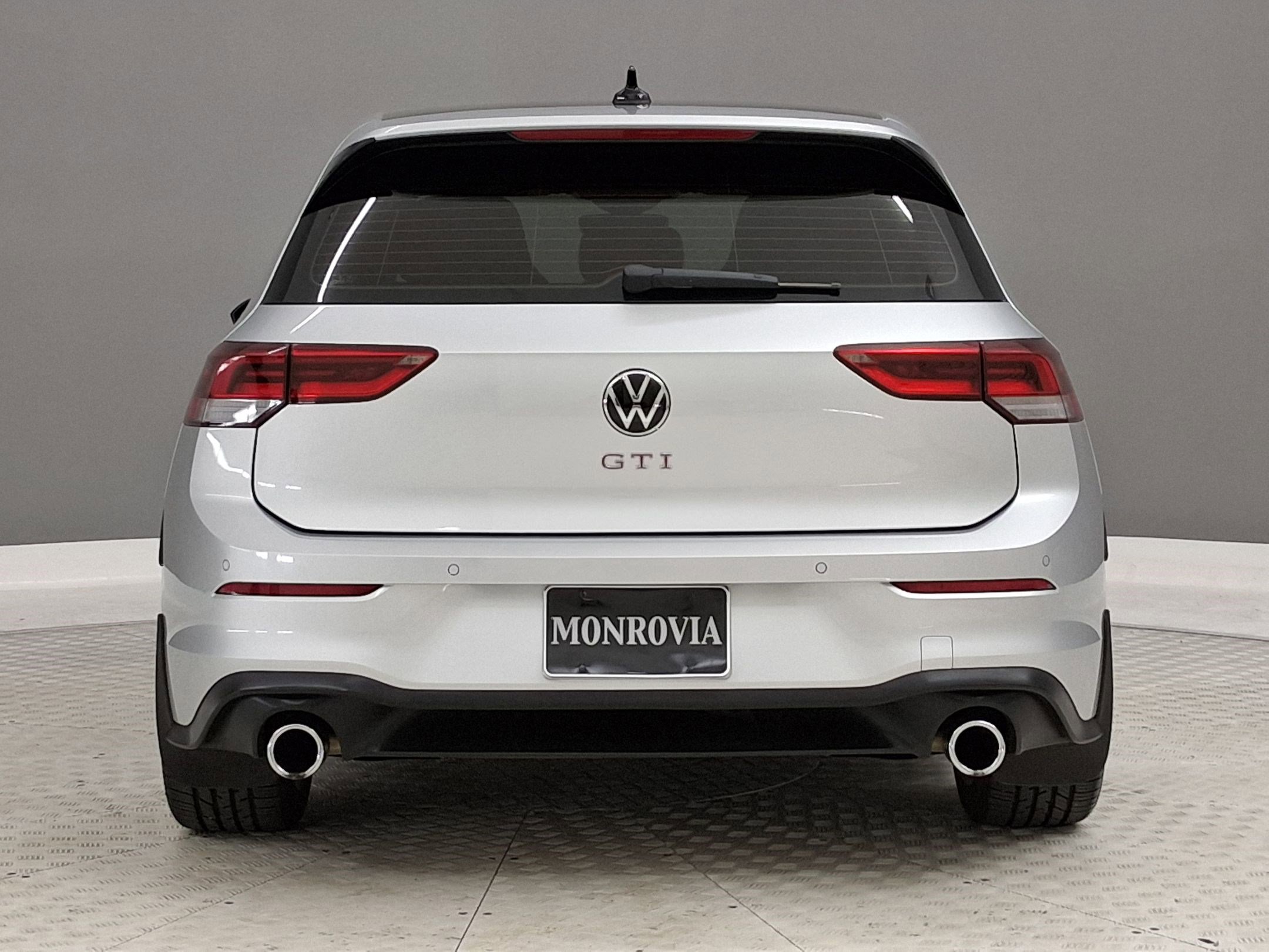 Used 2024 Volkswagen GTI SE image 8