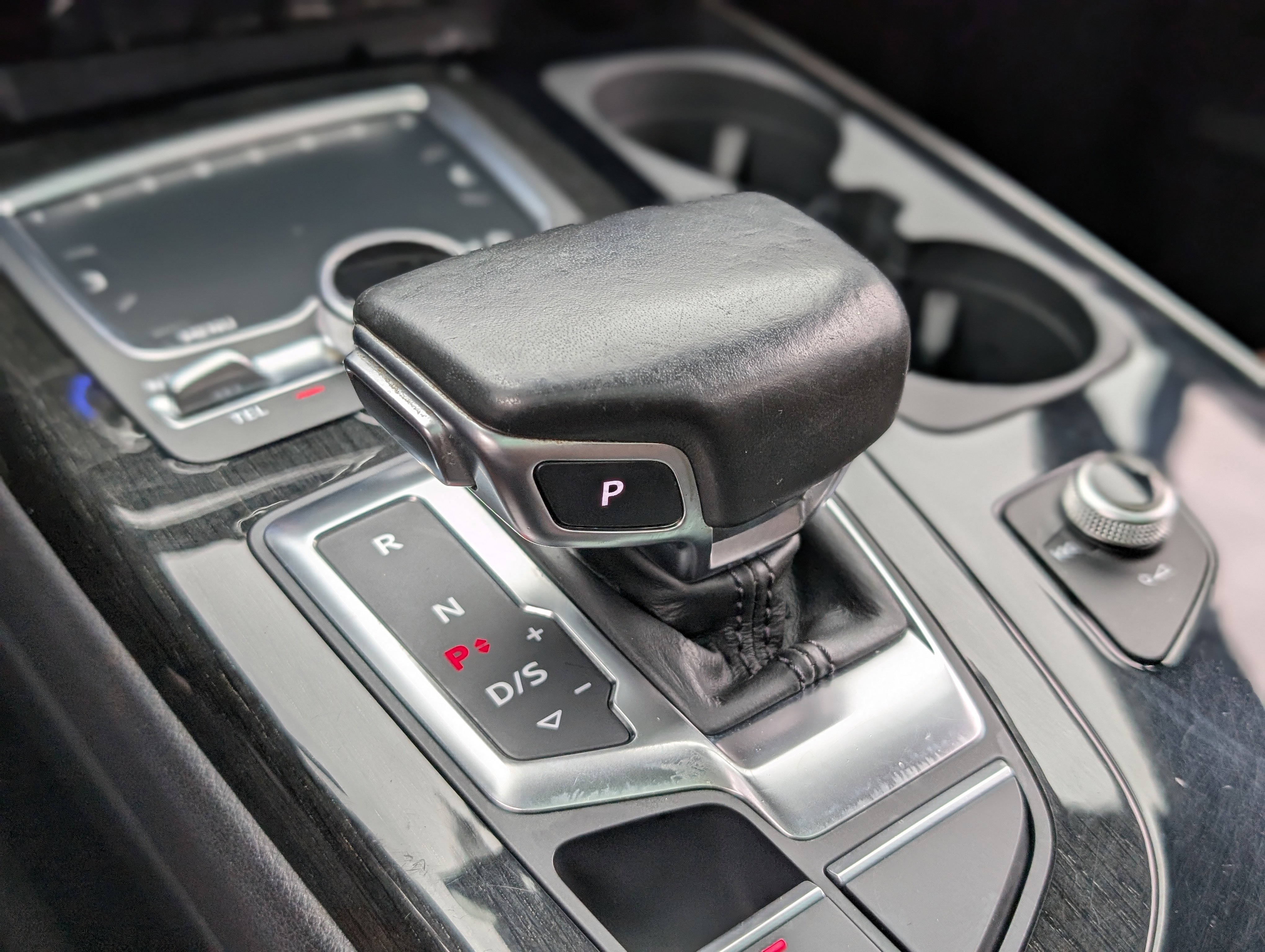 Used 2018 Audi Q7 3.0T Prestige w/ Prestige Package image 38