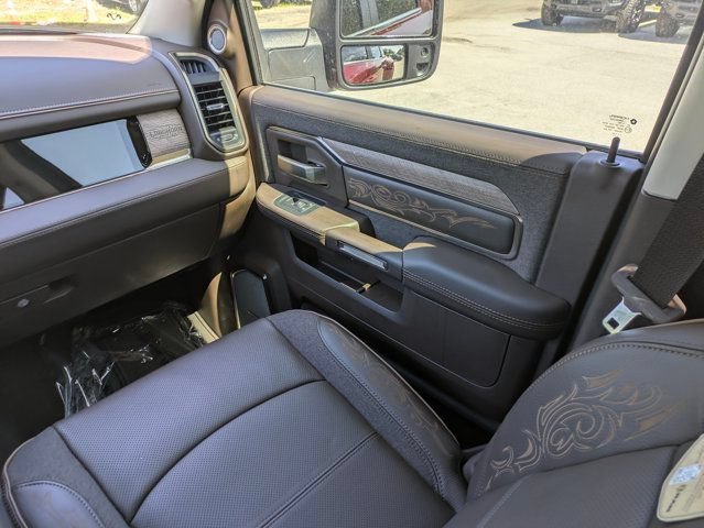 New 2026 RAM 3500 Longhorn AWD/4WD image 17