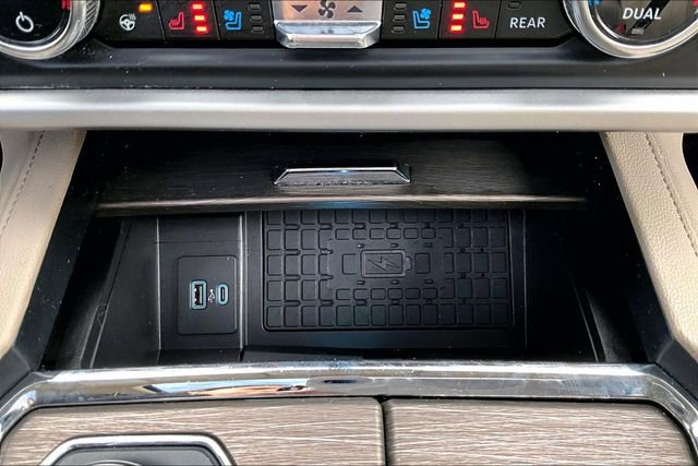 Used 2024 Ford Expedition Max Limited image 18