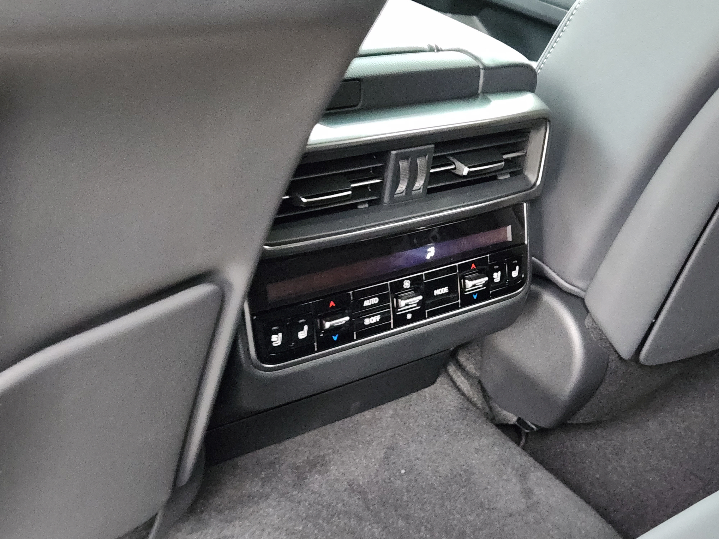 New 2026 Lexus LX 600 4WD w/ Appearance Package image 21