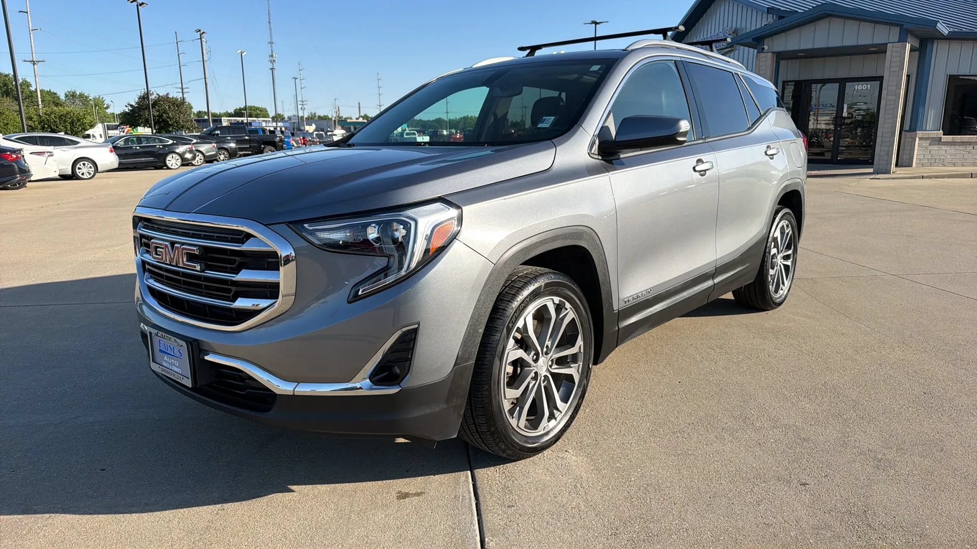 Used 2018 GMC Terrain SLT w/ Preferred Package AWD/4WD image 3