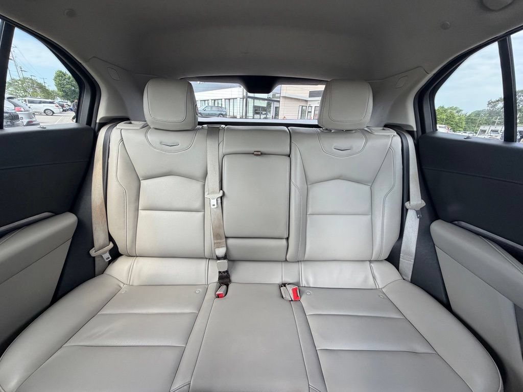 Used 2022 Cadillac XT4 Luxury FWD image 24