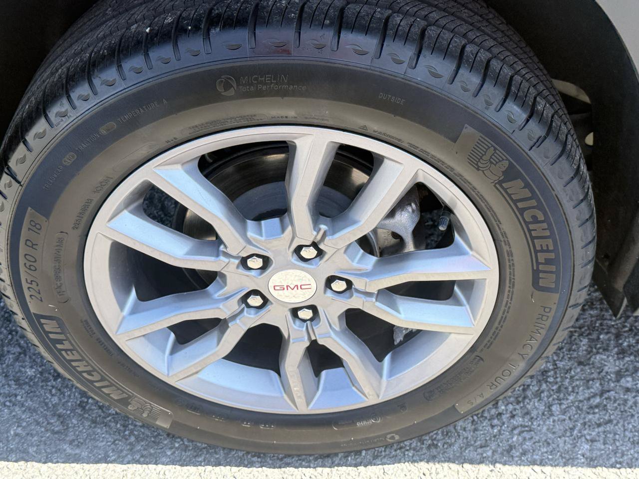 Used 2024 GMC Terrain SLT AWD/4WD image 13