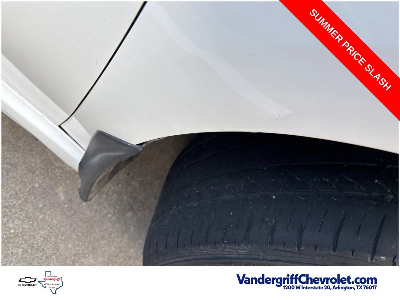 Used 2020 Toyota Camry SE FWD image 7